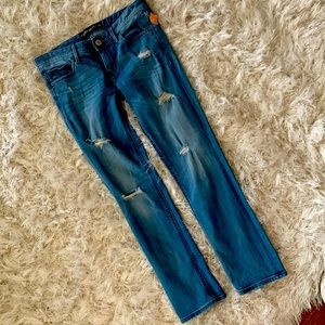 Crop skinny, low rise, express, jeans, fashionably, distressed!